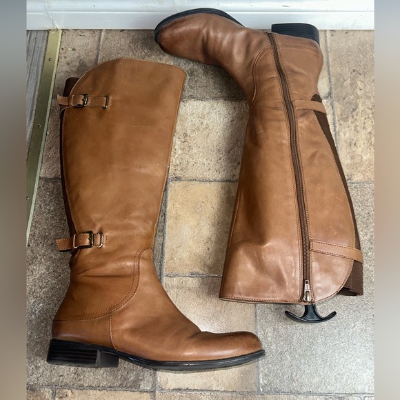 Naturalizer Size 8 - Picture 2 of 9